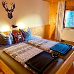 Inn Veitenhof Alm Im Autofreien Kaisertal